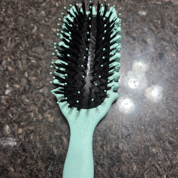 Bounce Curl Defining Curl Brush - Picture 1 of 2